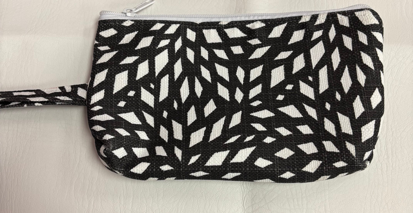 Delia wristlets SALE