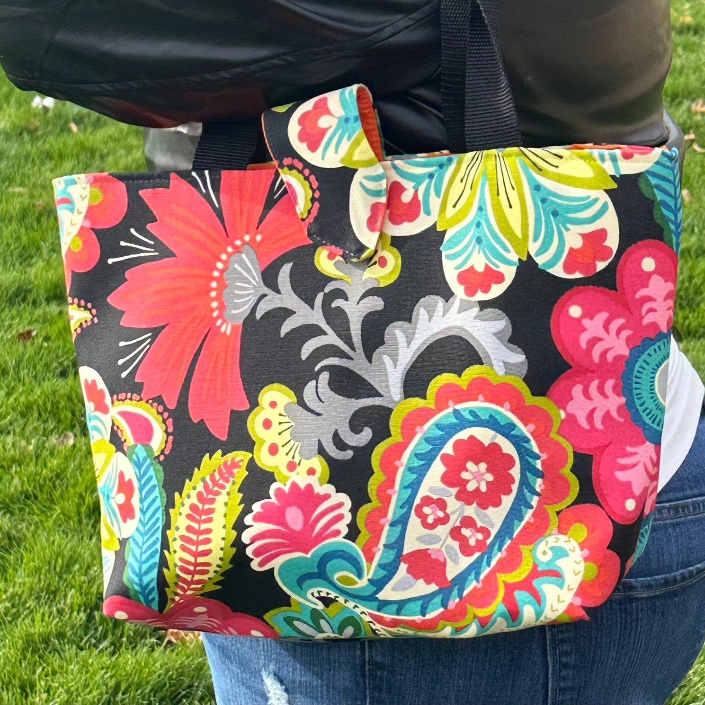 Maribel Bag with a Zipper