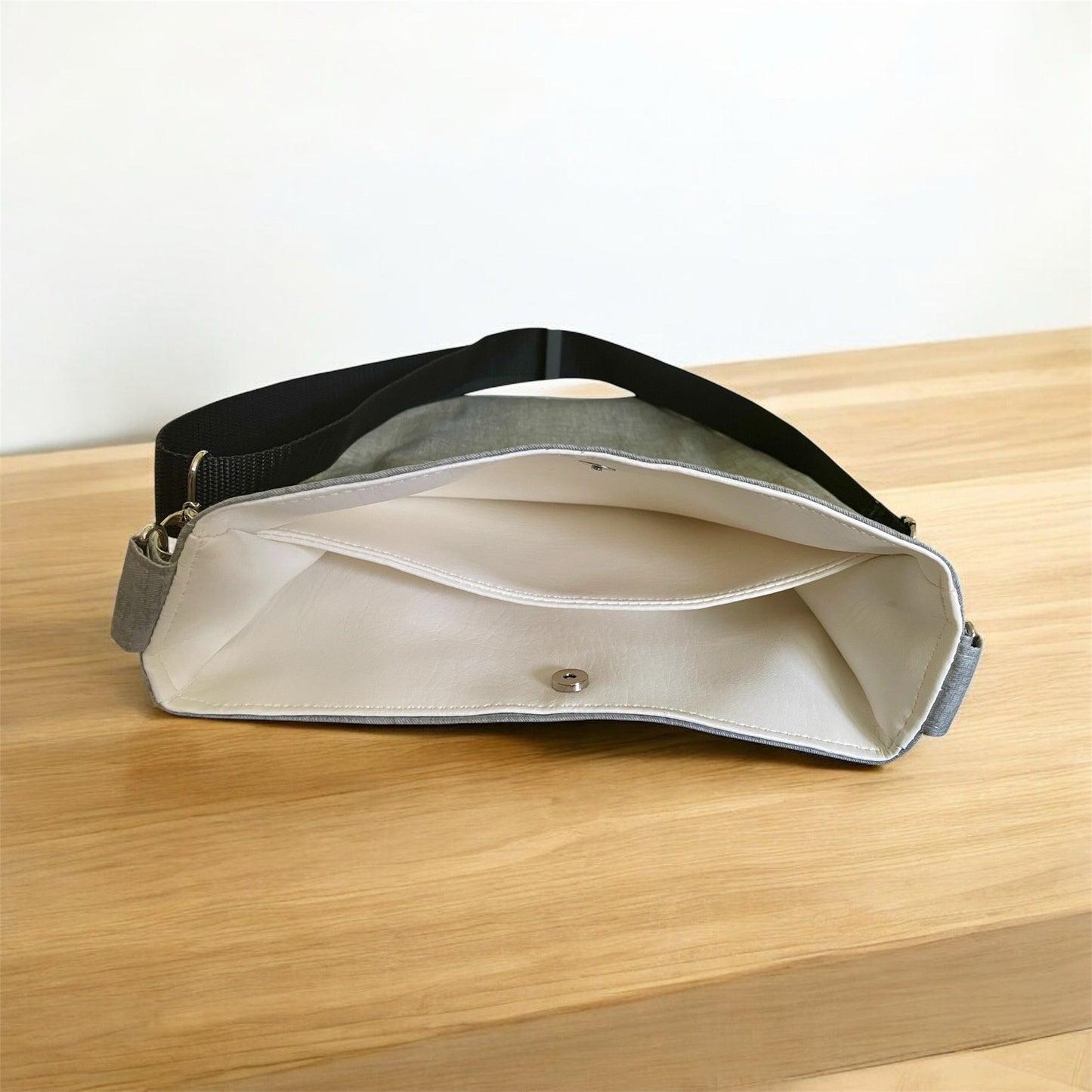 Sydney Tote Bag