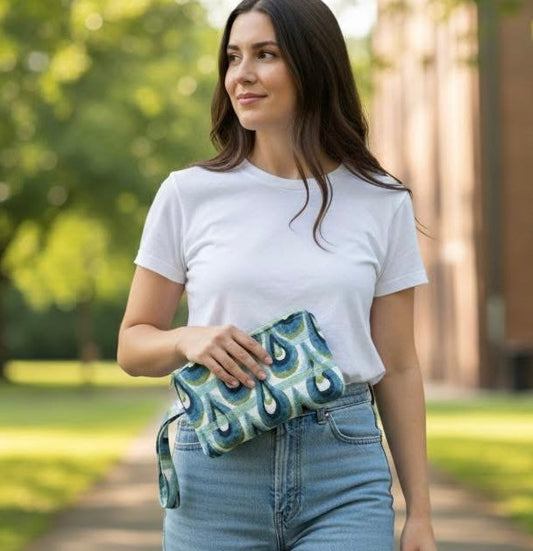 Delia Wristlet