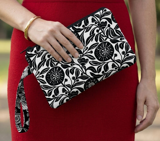 Delia Wristlet
