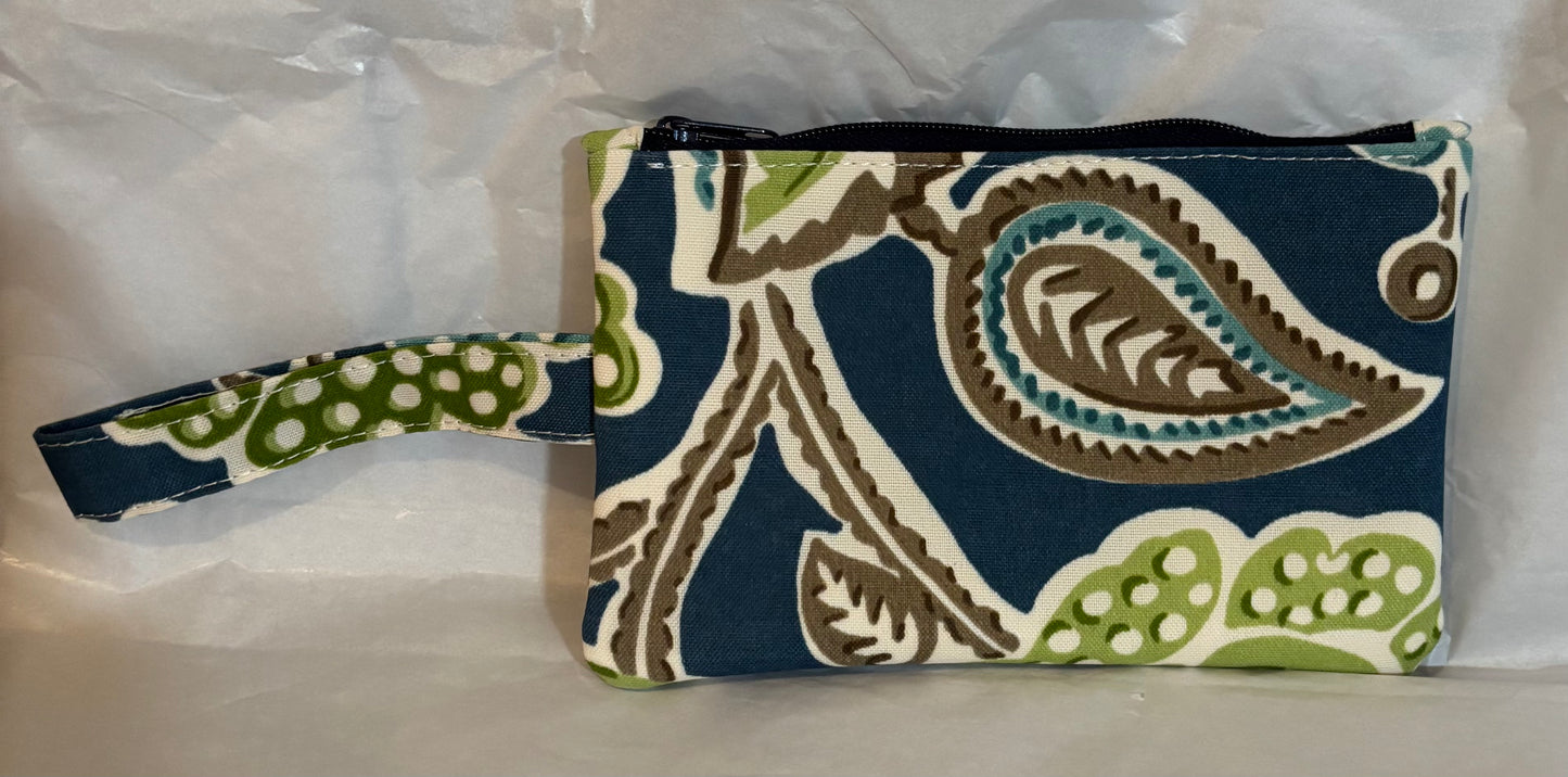 Delia Summer Medallion