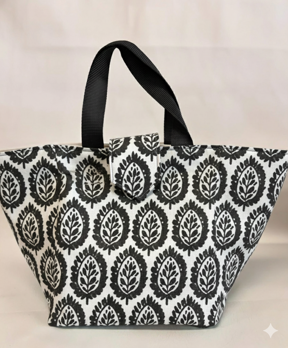 Deborah Black and White Line