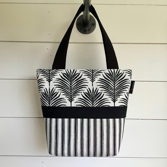 Sierra Black and White Line