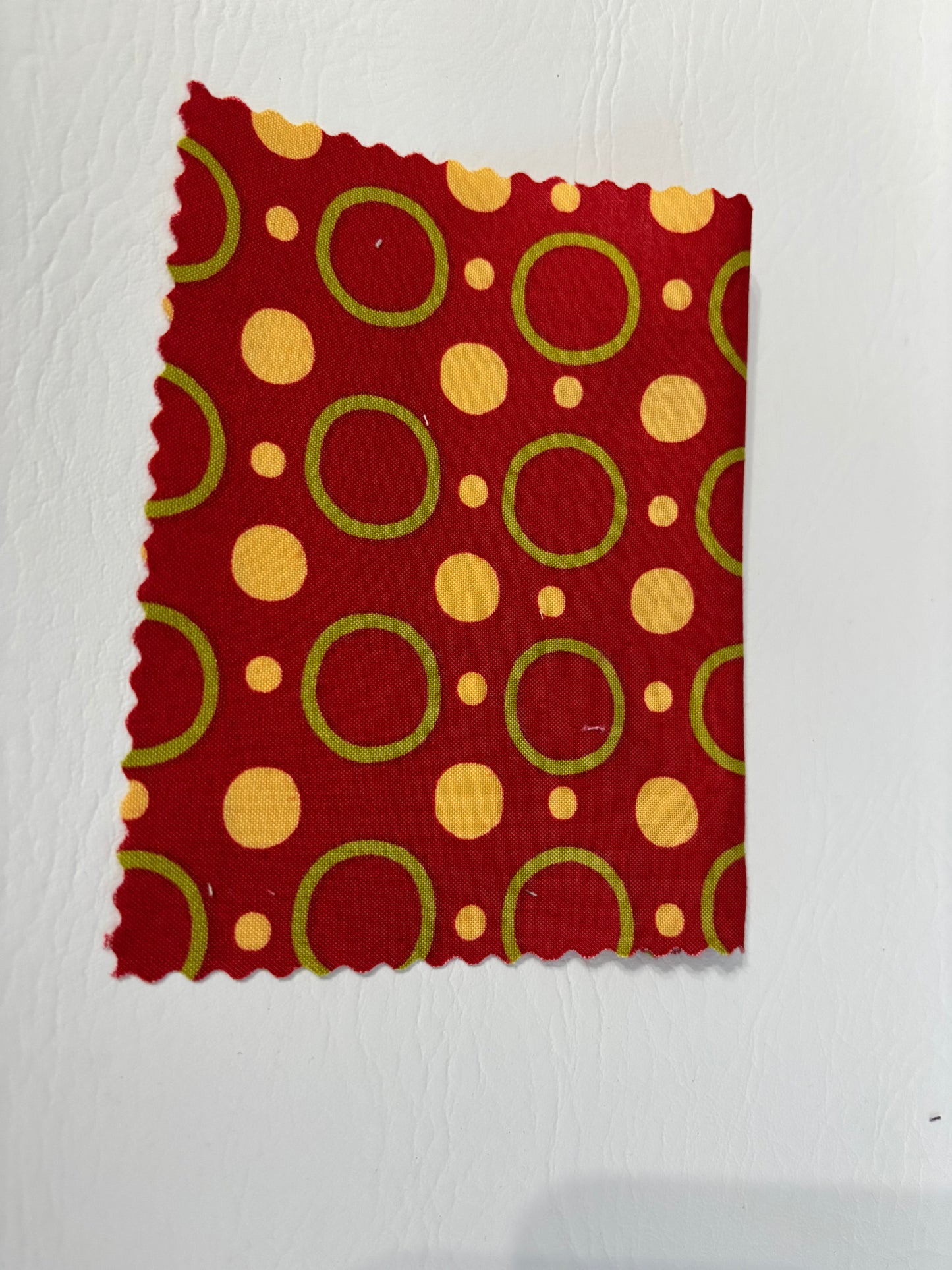 Coin Purse Gold Red Green Circles