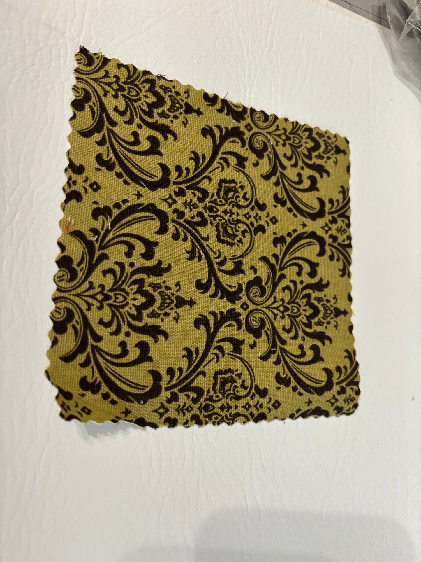 Coin Purse Brown Green Trellis