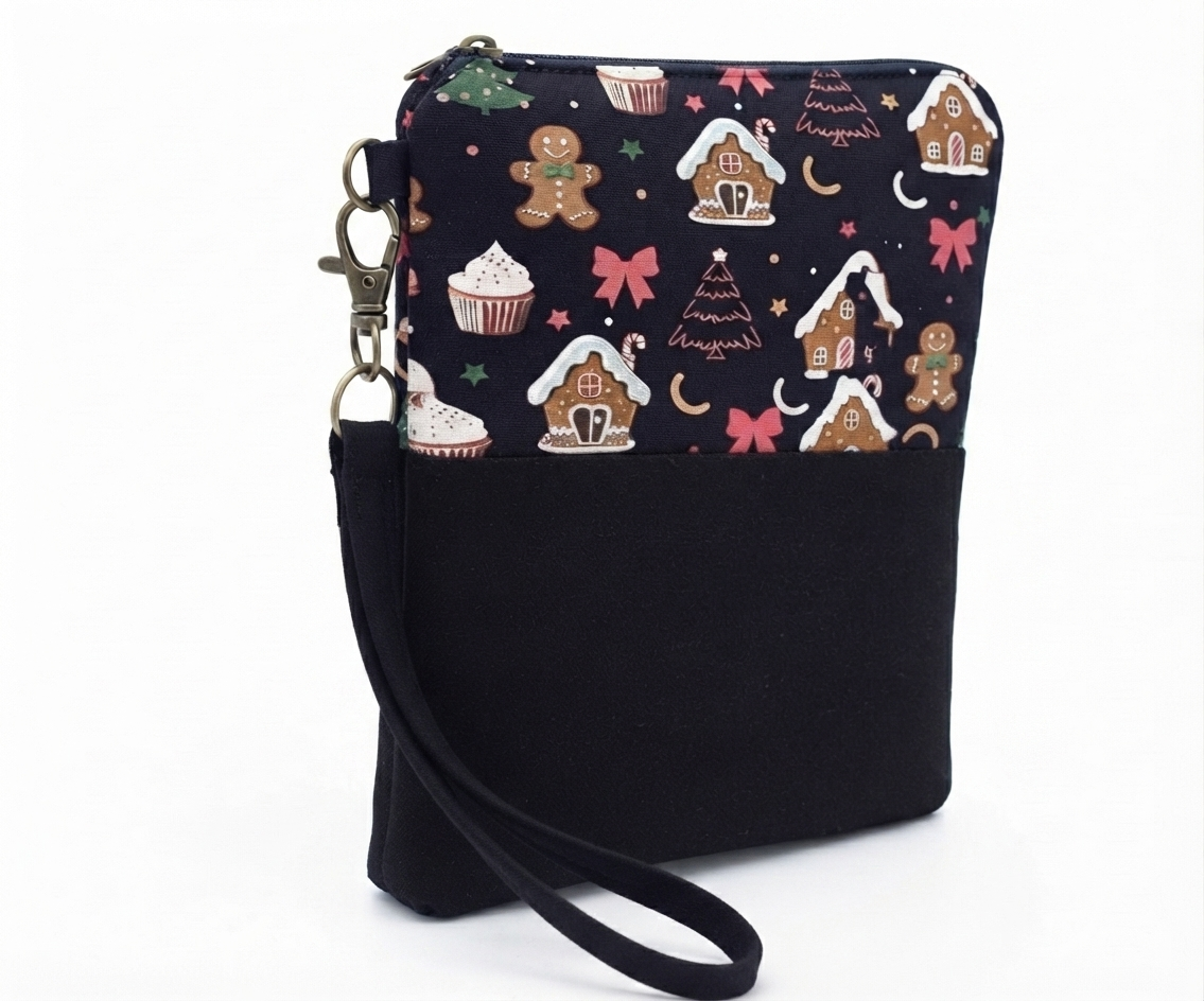 Penelope Christmas Cellphone Wallet Holder