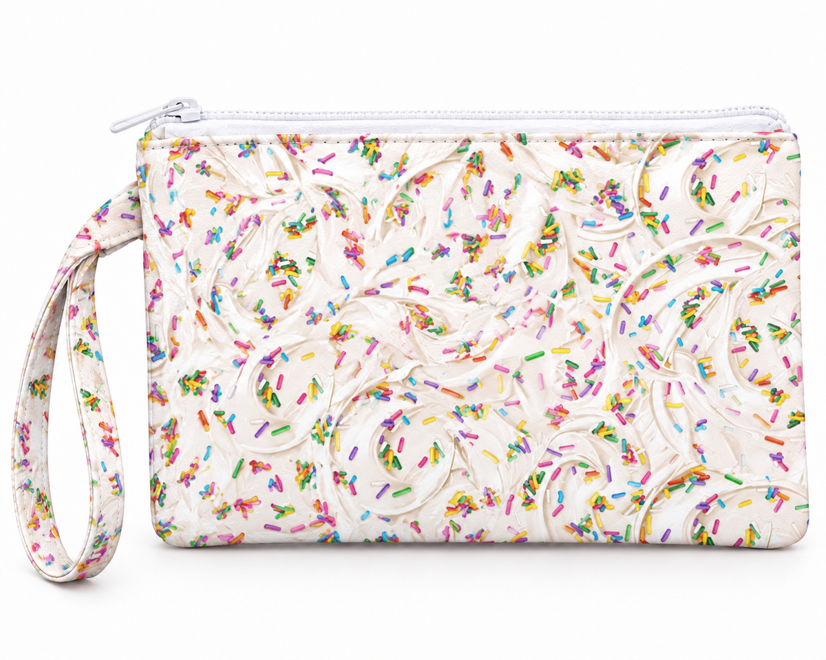 Delia White Sweet Life Wristlet